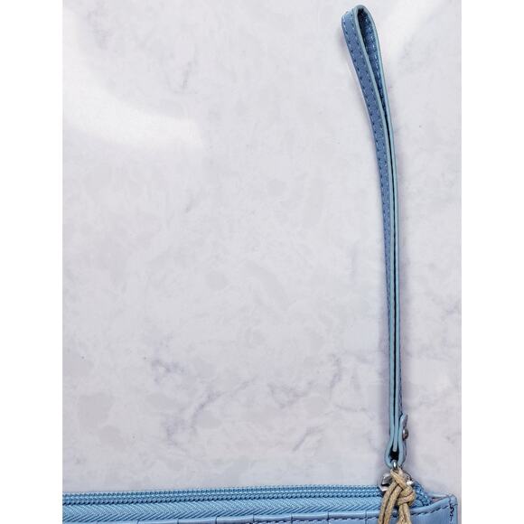 NWT HOBO Kimi Wristlet Wallet & Card Holder Vintage Hide Leather in Blue Mist - Picture 5 of 15